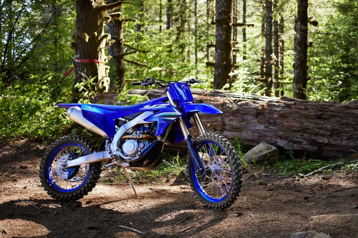 YZ450FX 2025 - Image 13